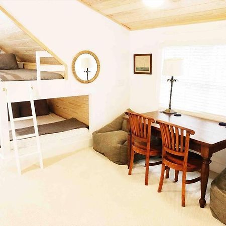 Liz Lane Cottage- Entire Guesthouse Charleston Bagian luar foto